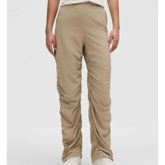 Lululemon Dance Studio Slim-Fit High-Rise Flared Pant Sheer Oak Size X-Small NWT - Picture 1 of 11